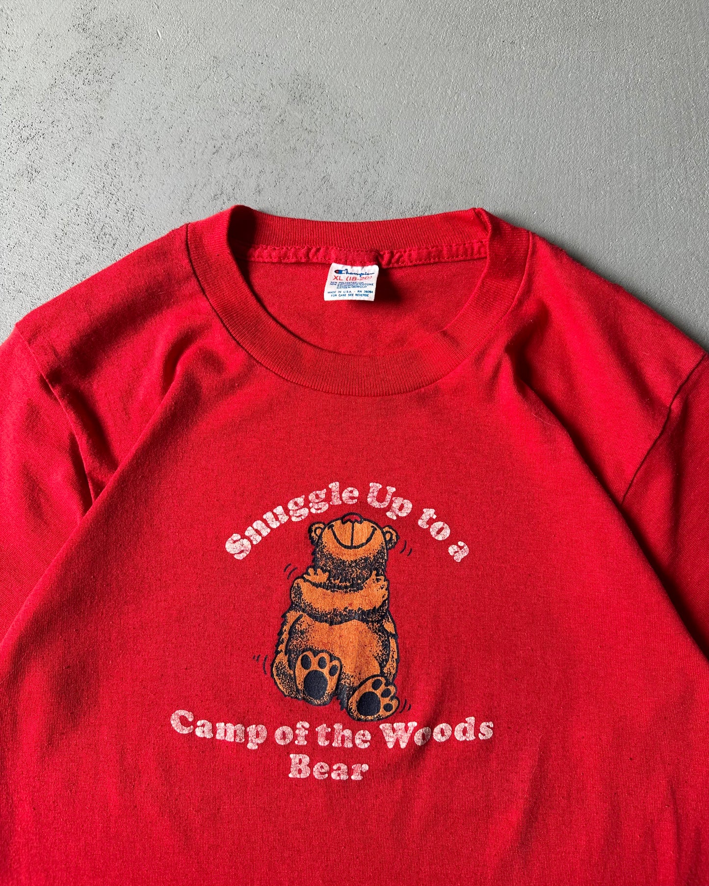 1980s - Red "Snuggle Up" T-Shirt - (W)S