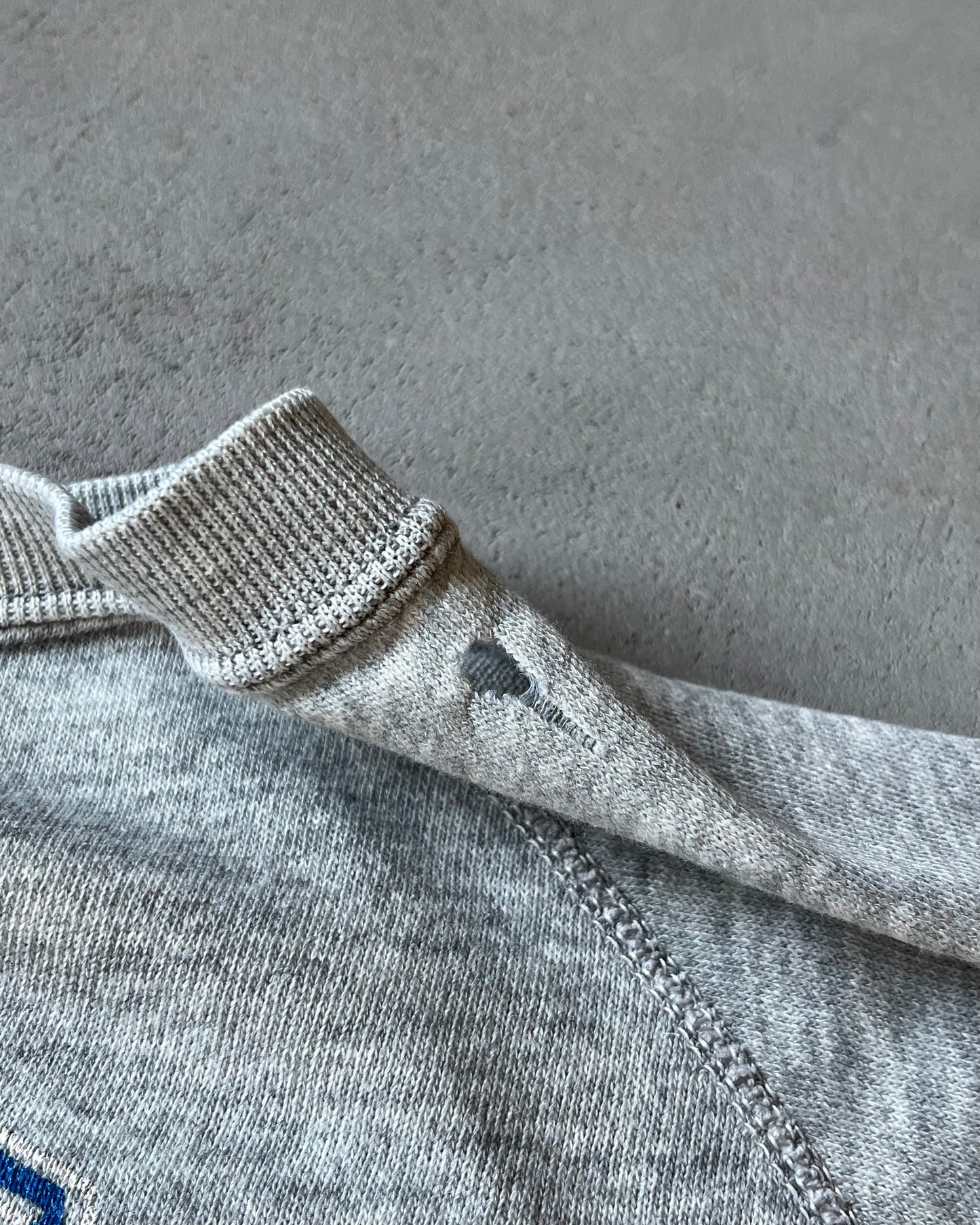1980s - Distressed Grey Kentucky Wildcats Light Crewneck - XS