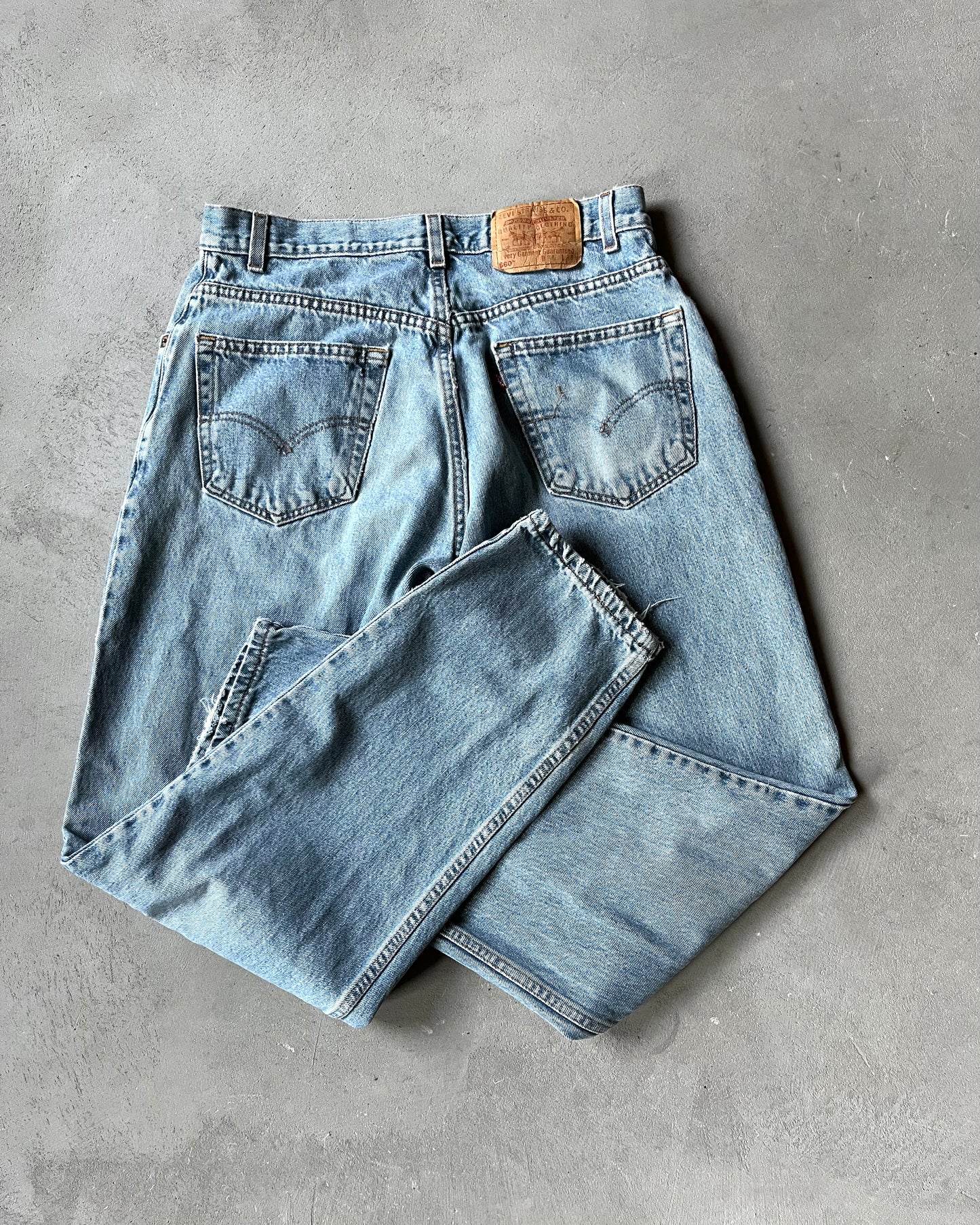 1990s - Distressed 560 Levi's Jeans - 32x33