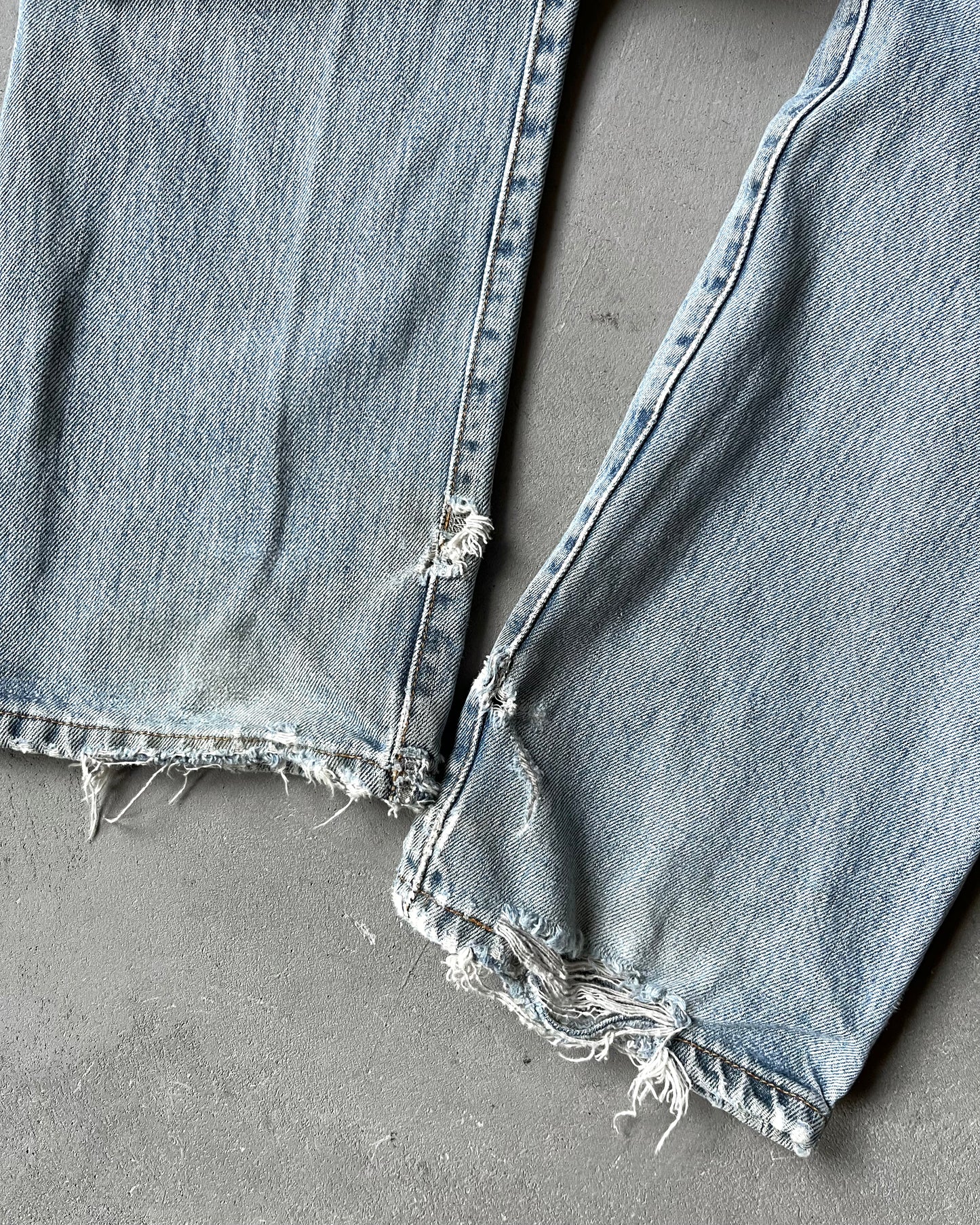 1990s - Distressed 501 Levi's Jeans - 28x31