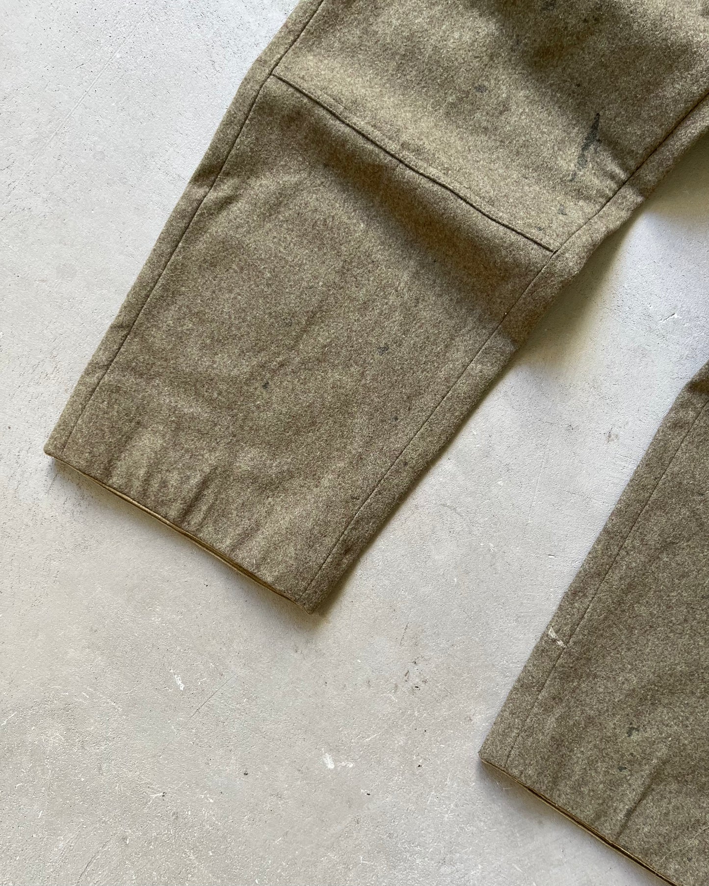 Années 90 - Pantalon Cargo Allemand en Laine Verte Vieillie - 31x30