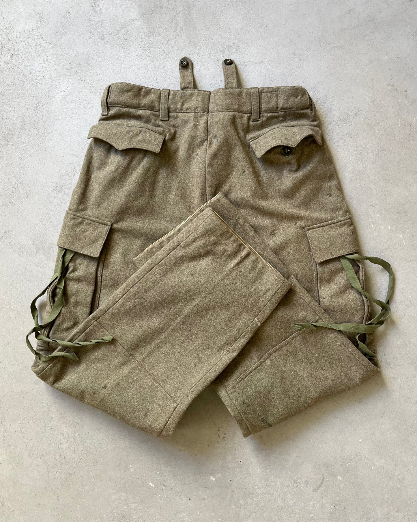 Années 90 - Pantalon Cargo Allemand en Laine Verte Vieillie - 31x30