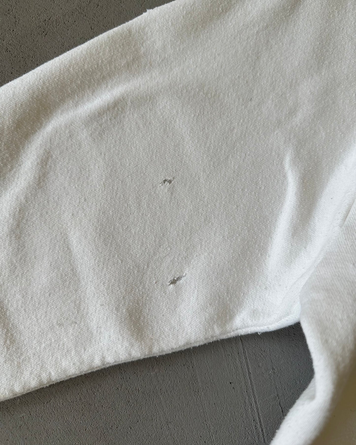 1990s - Distressed White Grapevine Crewneck - L