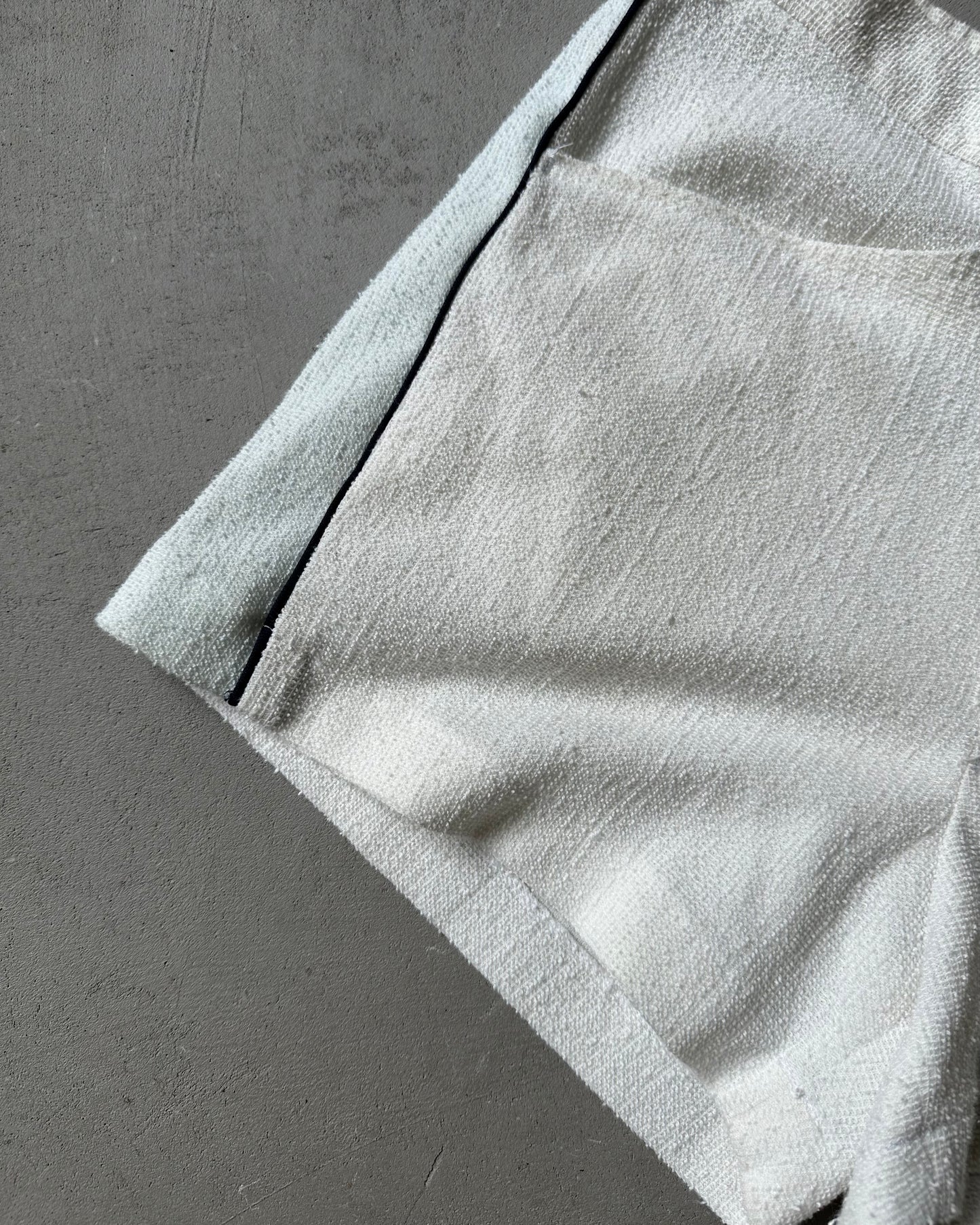 1970s - White/Navy Terry Cloth Shorts - 30