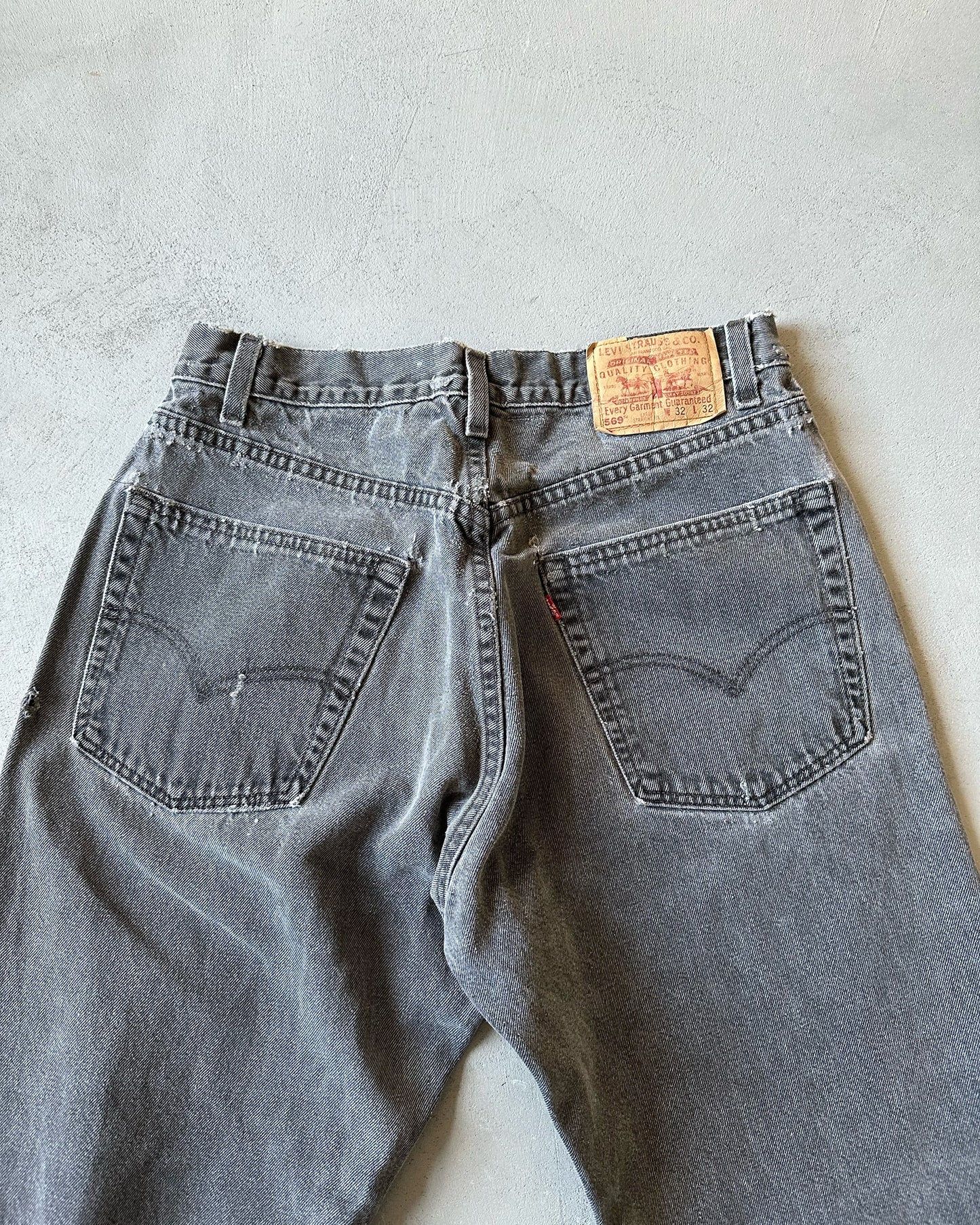 1990s - Distressed Charcoal 569 Levi's Jeans - 31x30