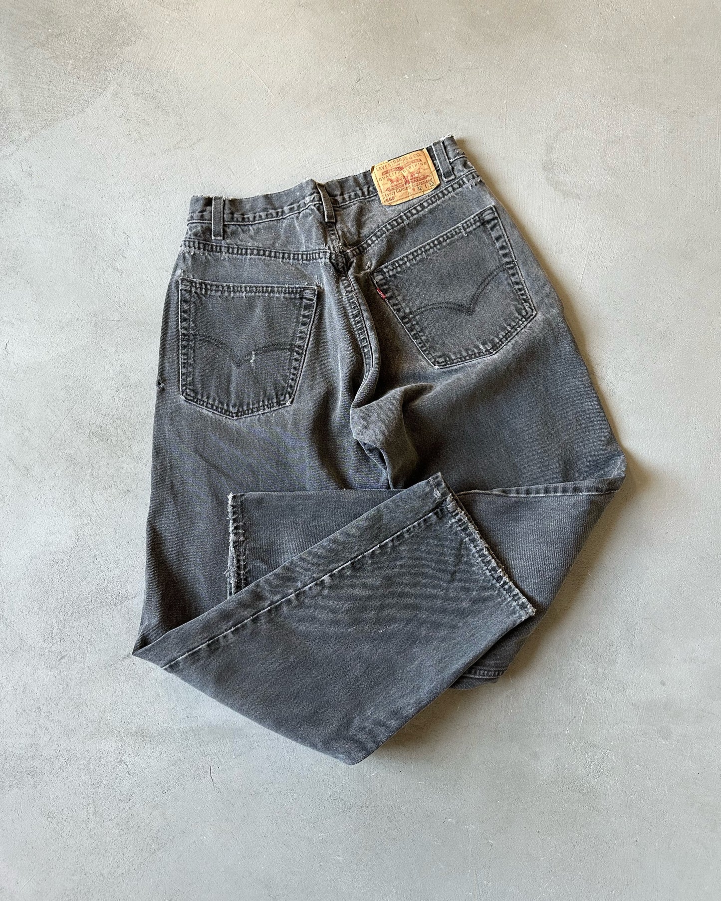 1990s - Distressed Charcoal 569 Levi's Jeans - 31x30