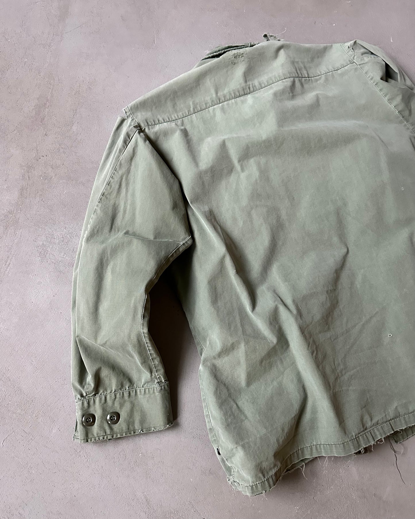 1970s - Distressed Green Military Jungle Overshirt - M/L