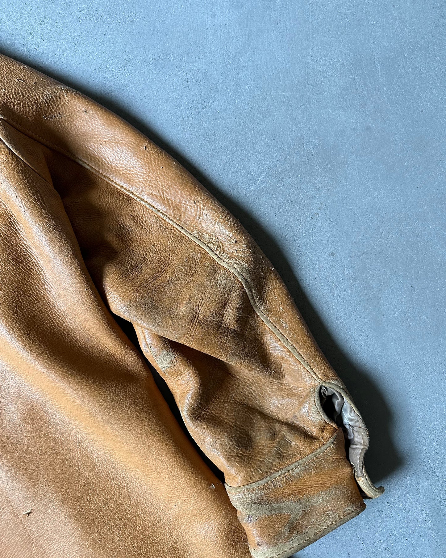 1960s - Distressed Camel Orvis Leather Jacket - 40