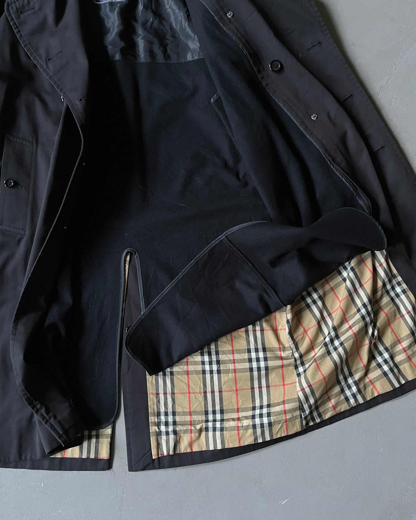 Années 90 - Trench-coat Burberry noir - 38(S)