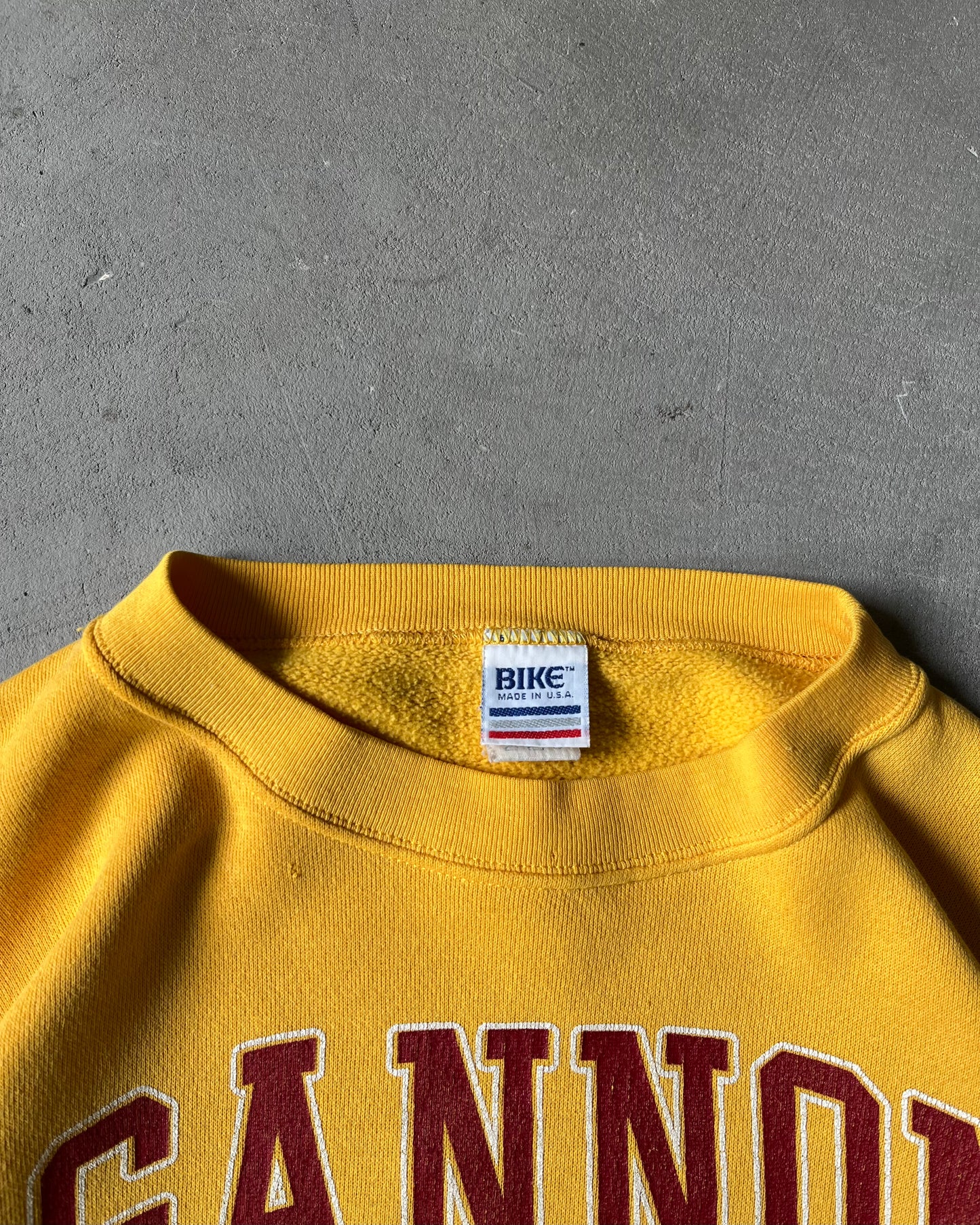 Années 90 - Sweat Gannon University jaune - M